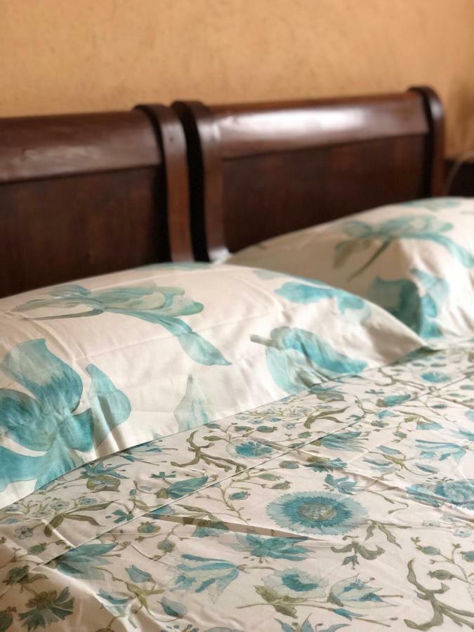 Il Baco Da Seta Villa Manta Bagian luar foto
